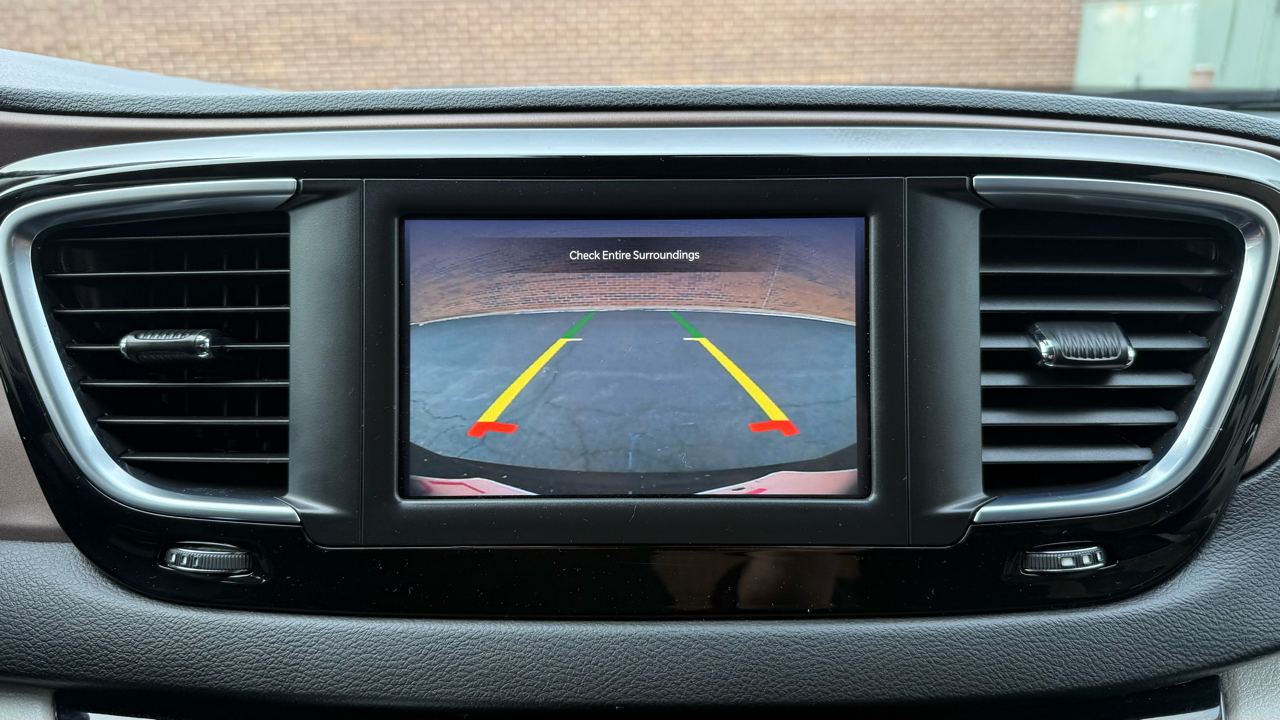 Chrysler Voyager LX 2024