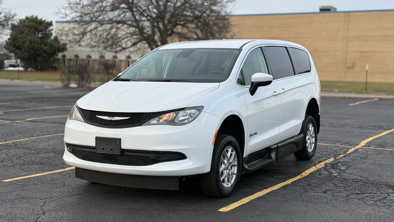 Chrysler Voyager LX 2023