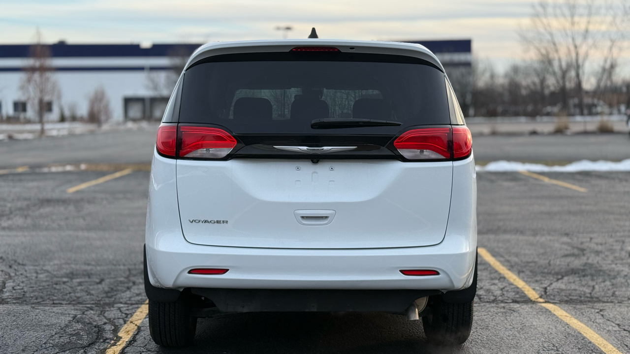 Chrysler Voyager LX 2023