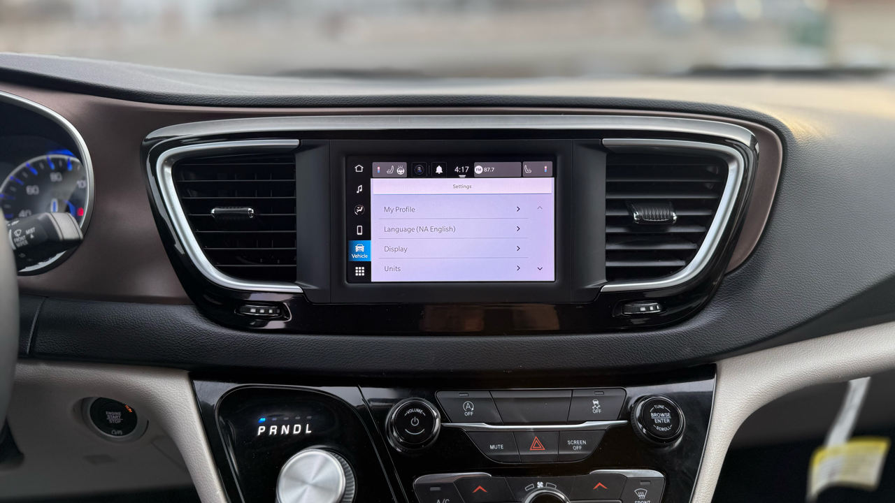 Chrysler Voyager LX 2023