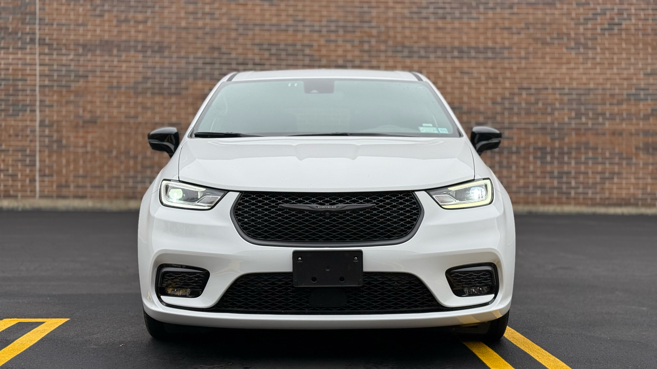 Chrysler Pacifica Hybrid Select 2024