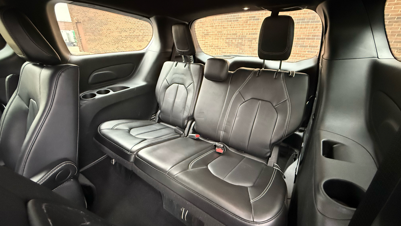 Chrysler Pacifica Hybrid Select 2024