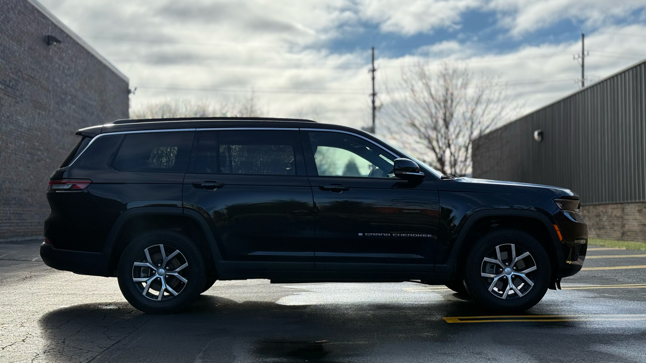 Jeep Grand Cherokee L Limited 4WD 2024