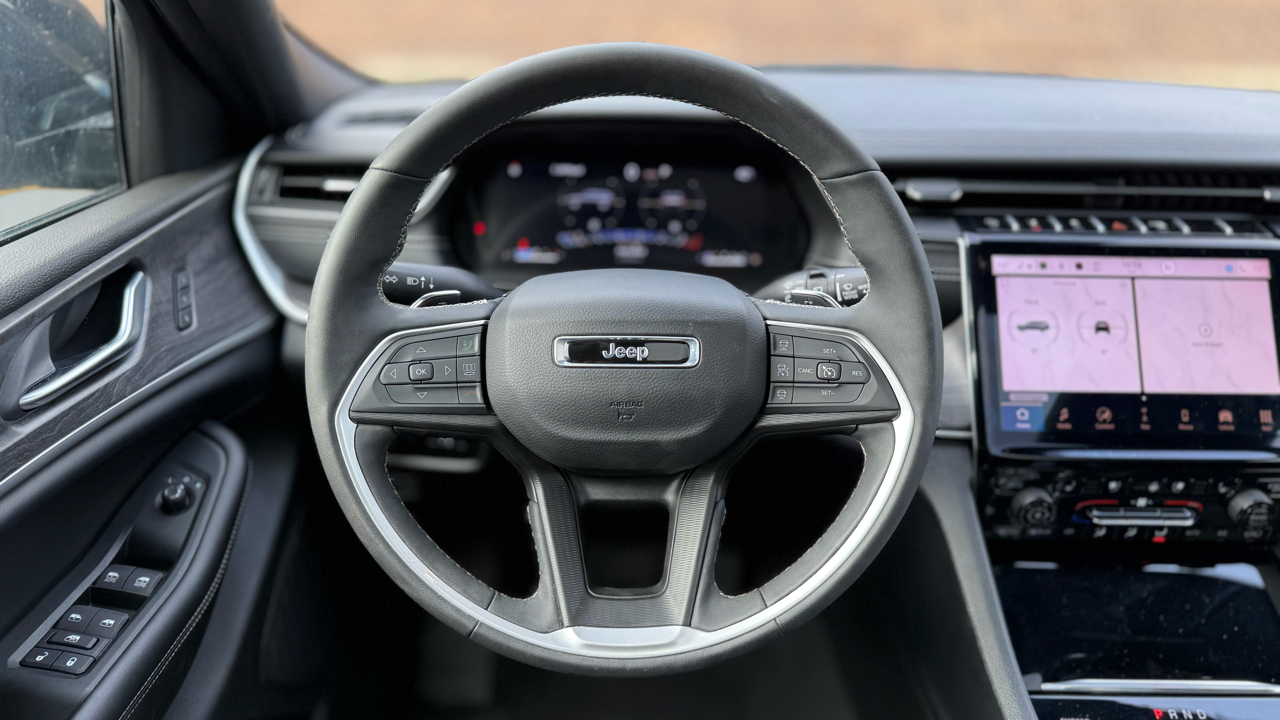 Jeep Grand Cherokee L Limited 4WD 2024