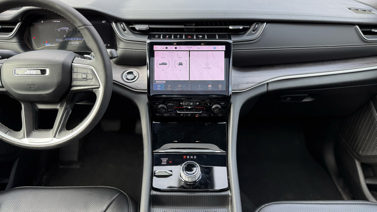 Jeep Grand Cherokee L Limited 4WD 2024