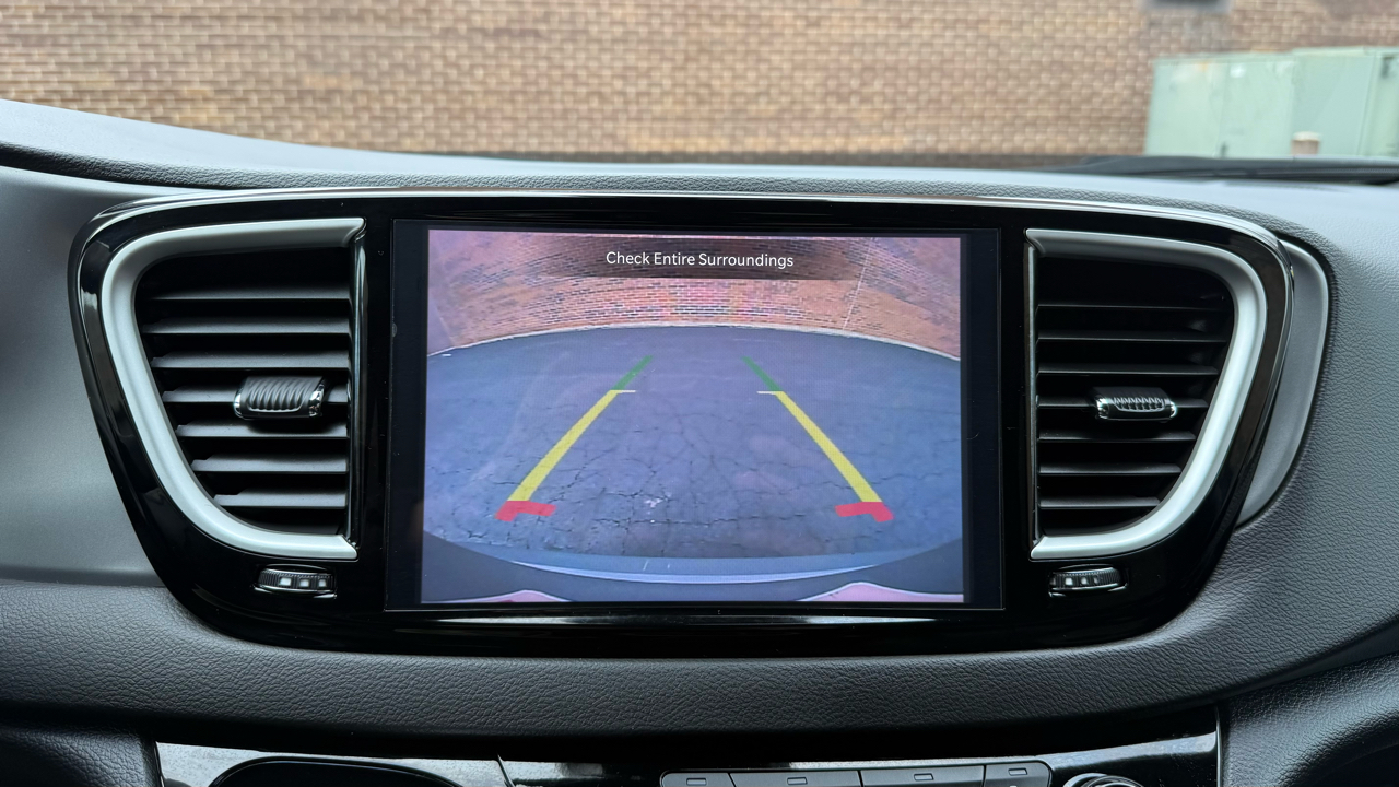 Chrysler Pacifica Select 2025