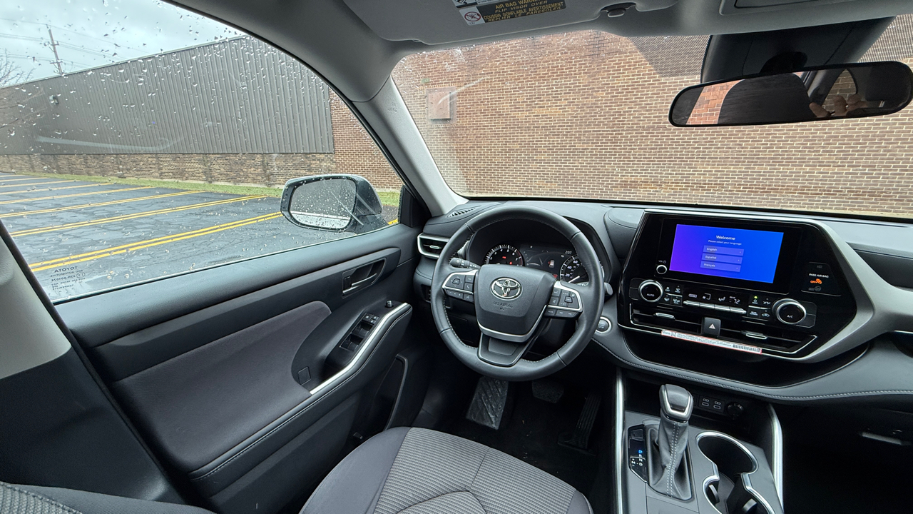 Toyota Highlander XLE 2025