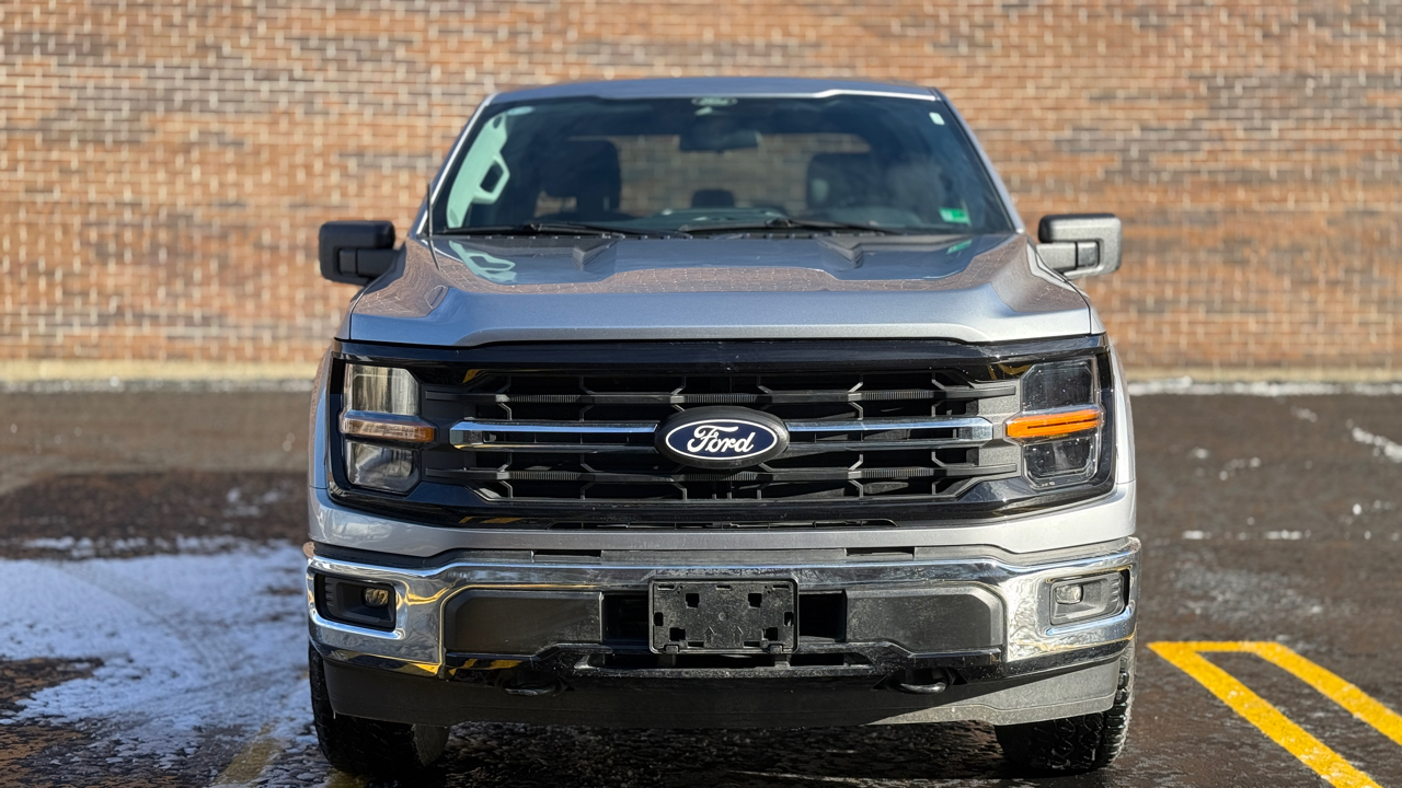 Ford F-150 XLT SuperCrew 4WD 2025