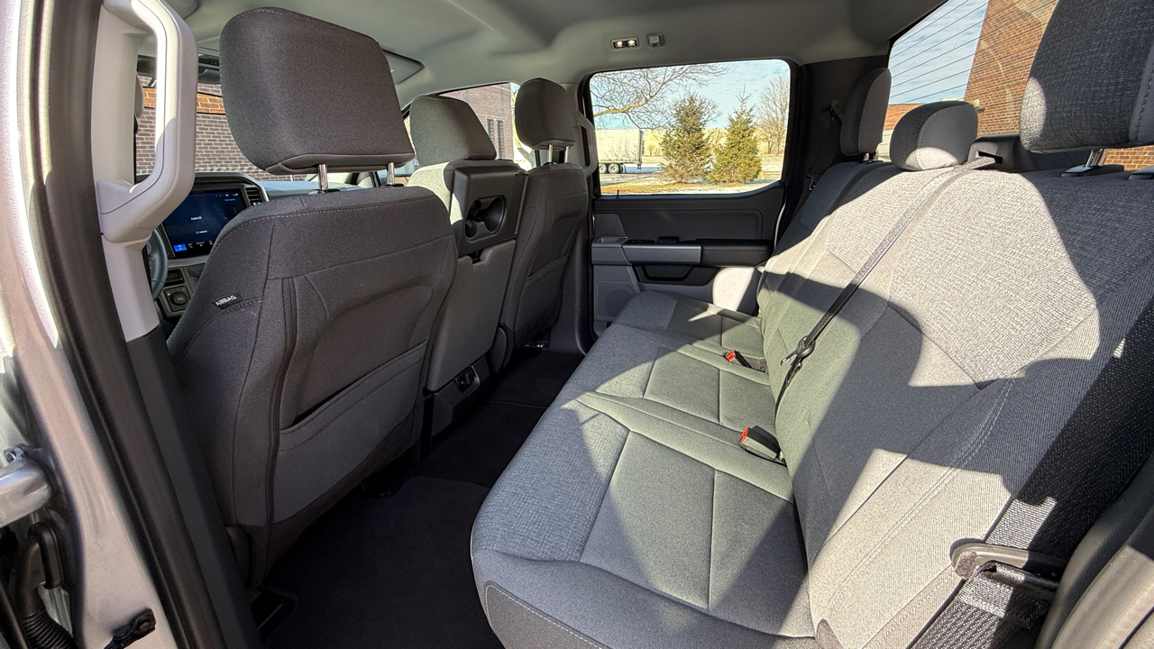 Ford F-150 XLT SuperCrew 4WD 2025