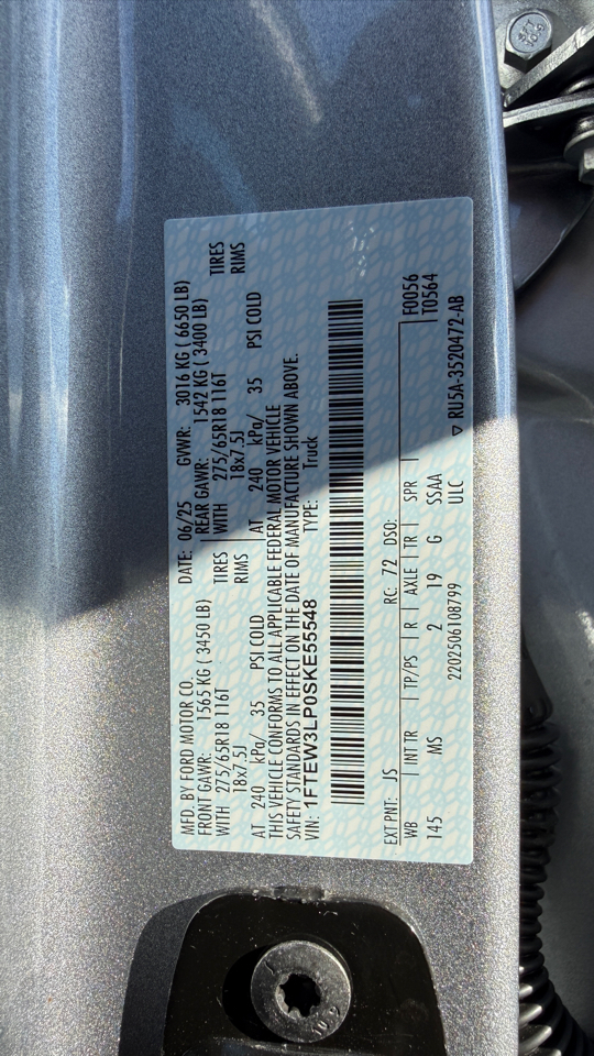 Ford F-150 XLT SuperCrew 4WD 2025