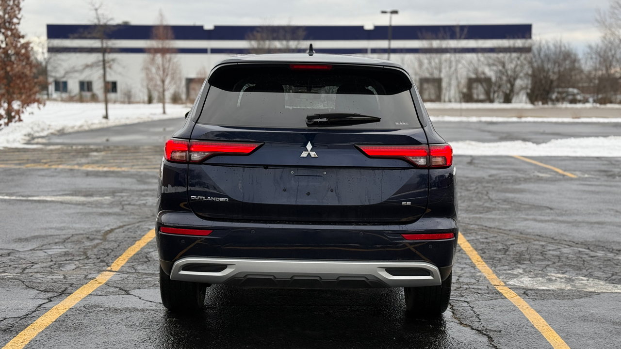 Mitsubishi Outlander SE 4WD 2024