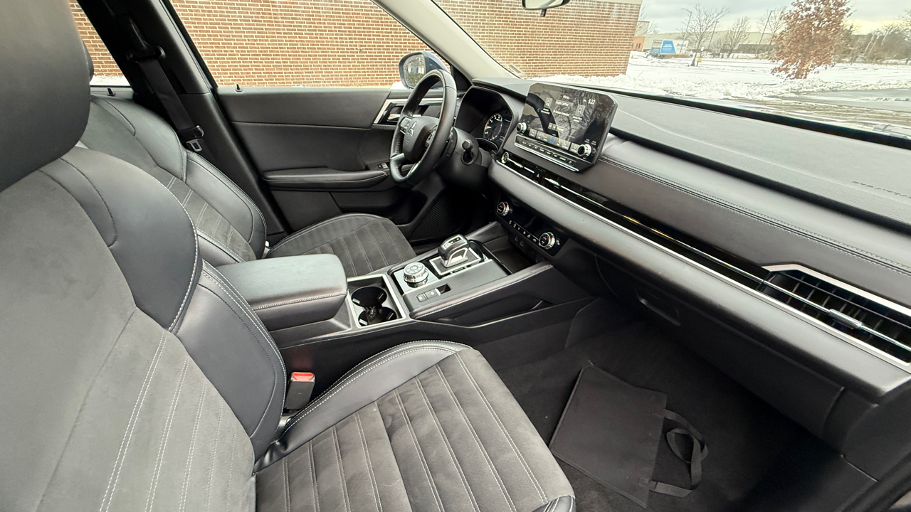 Mitsubishi Outlander SE 4WD 2024