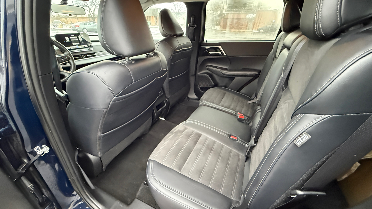 Mitsubishi Outlander SE 4WD 2024