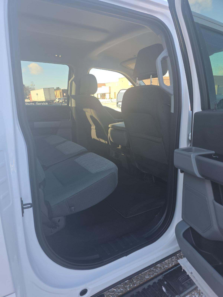 Ford F-350 SD King Ranch Crew Cab Long Bed DRW 4WD 2024