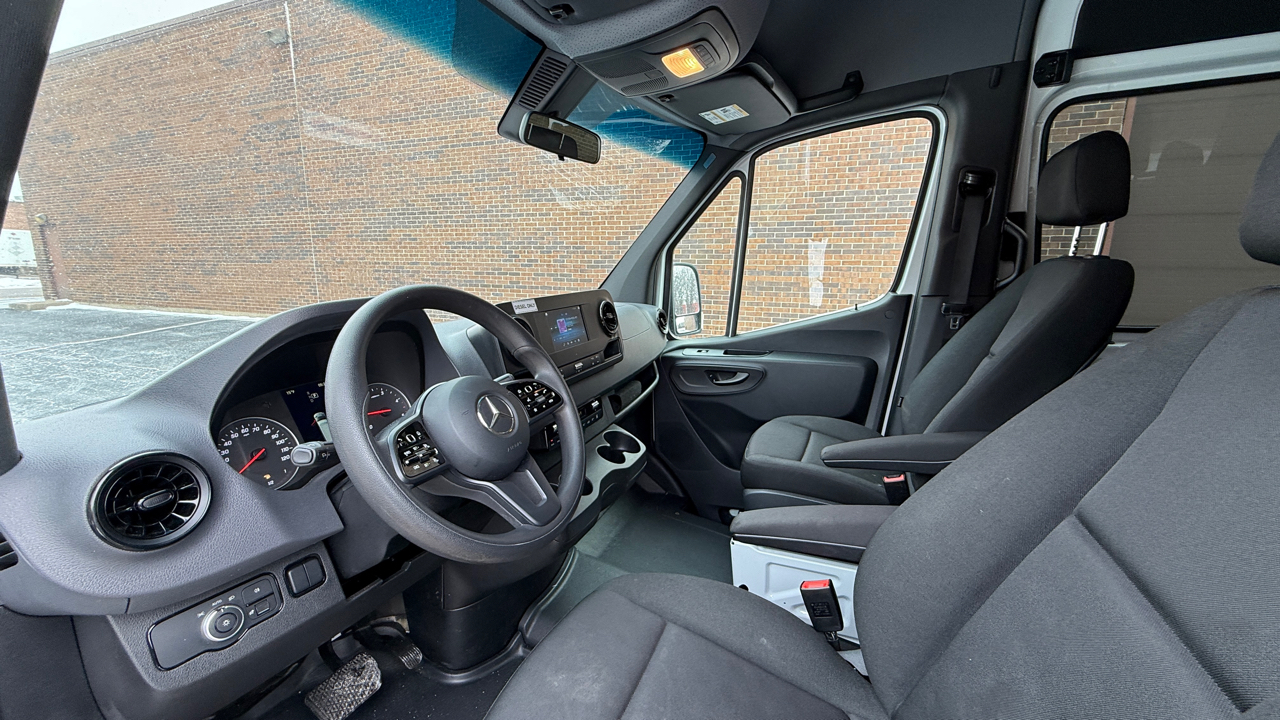 Mercedes-Benz Sprinter 2500 2024