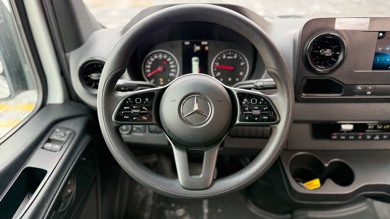 Mercedes-Benz Sprinter 2500 2024