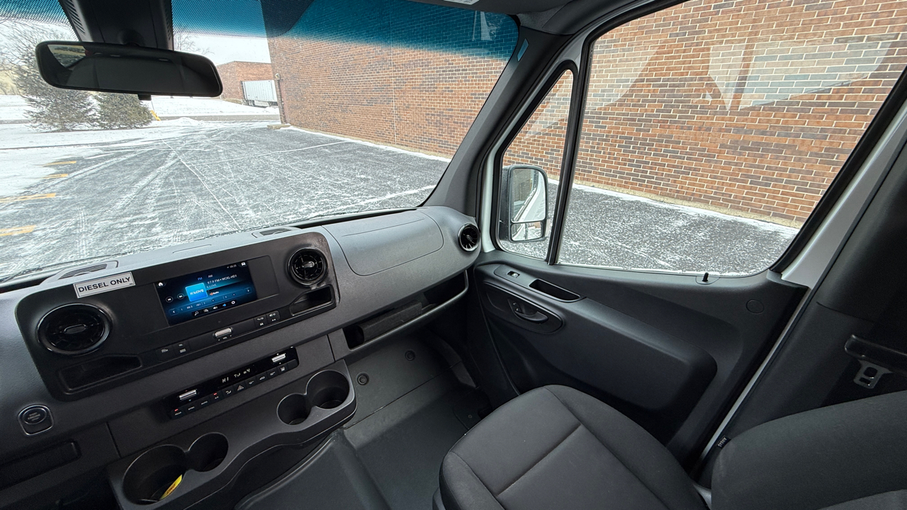 Mercedes-Benz Sprinter 2500 2024