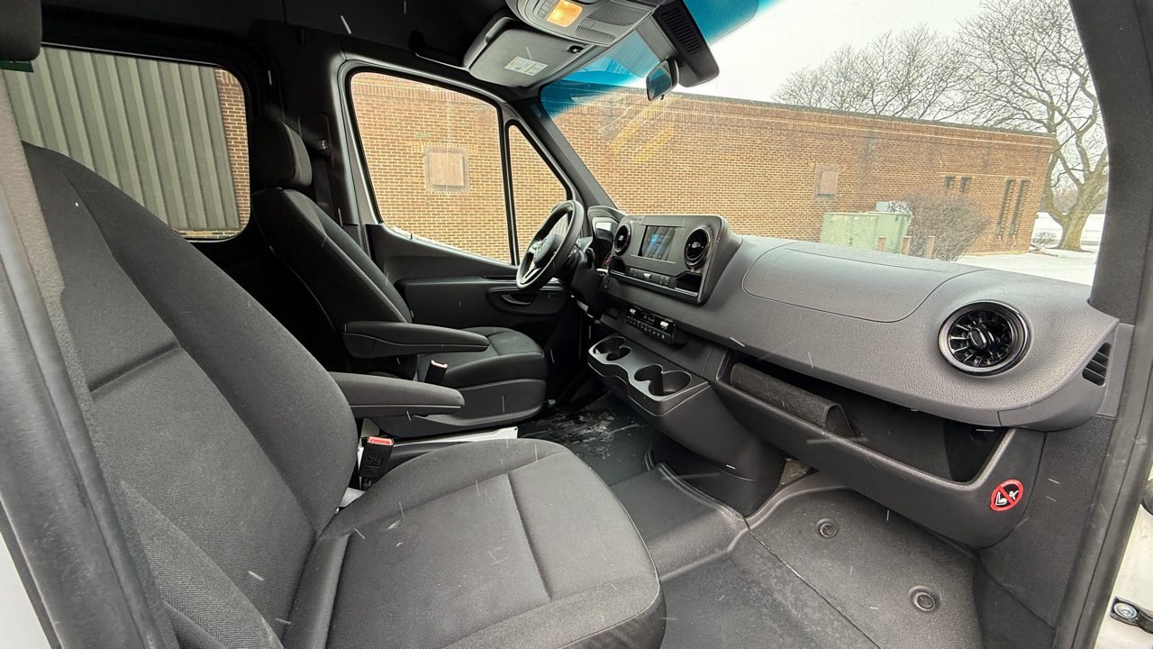 Mercedes-Benz Sprinter 2500 2024