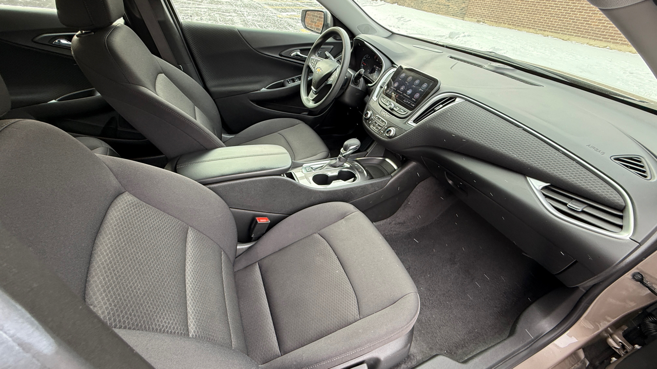 Chevrolet Malibu 1LT 2025
