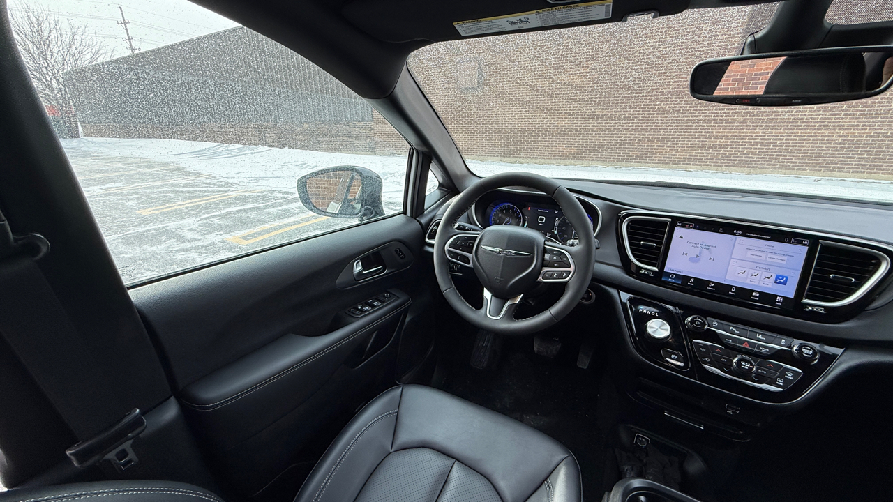 Chrysler Pacifica Select 2026