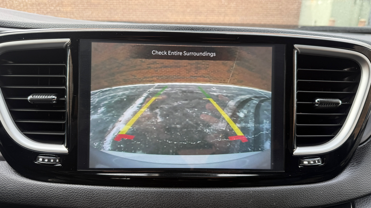 Chrysler Pacifica Select 2026