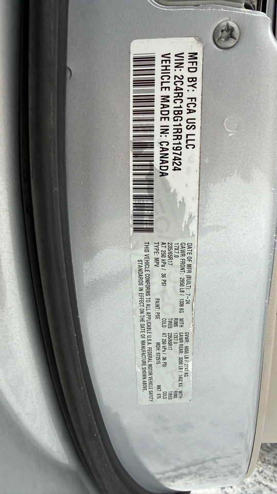 Chrysler Pacifica Touring L 2024