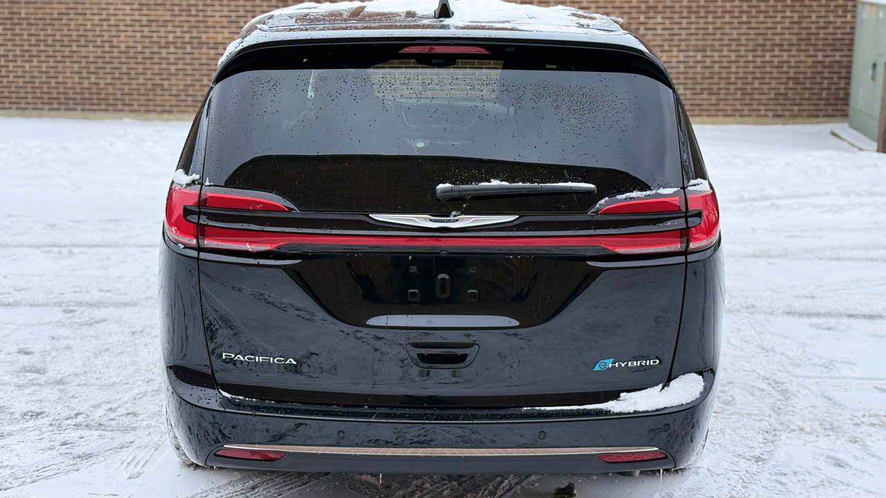 Chrysler Pacifica Hybrid Select 2025