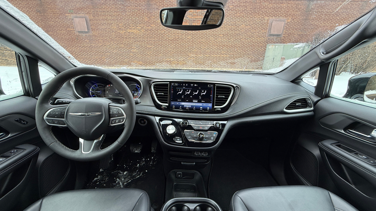 Chrysler Pacifica Hybrid Select 2025