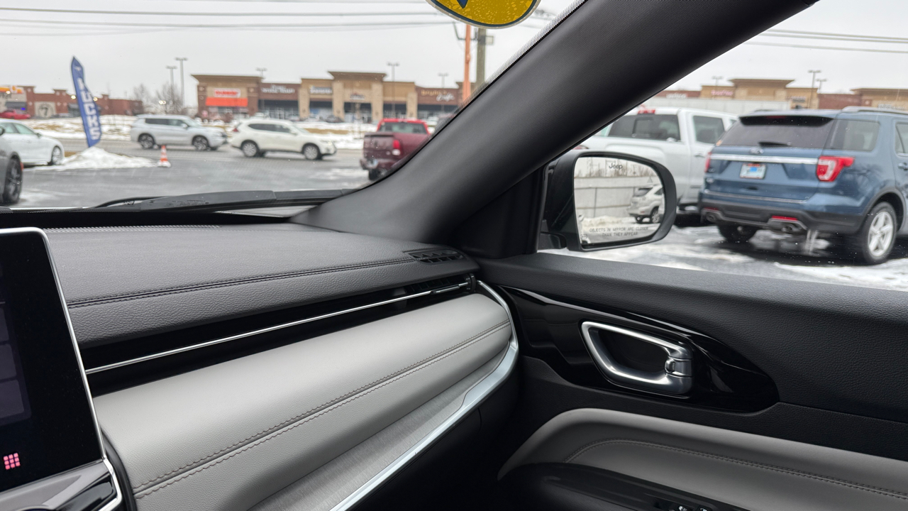 Jeep Compass Limited 2025