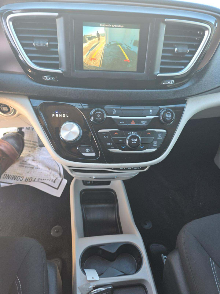 Chrysler Voyager L 2021