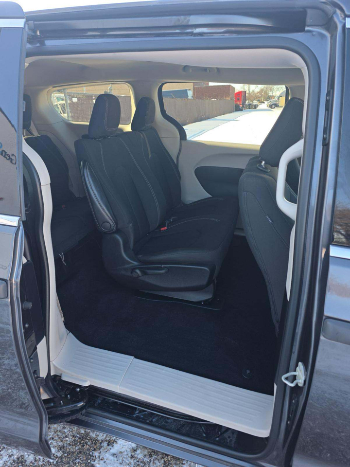 Chrysler Voyager L 2021