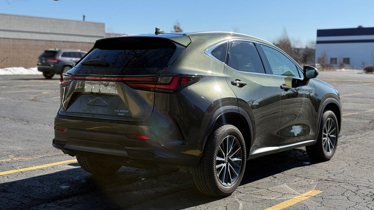 Lexus NX 350h Premium AWD 2025