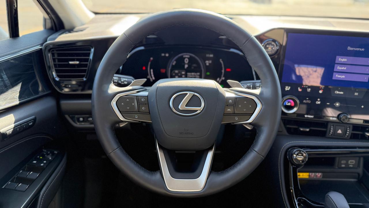 Lexus NX 350h Premium AWD 2025