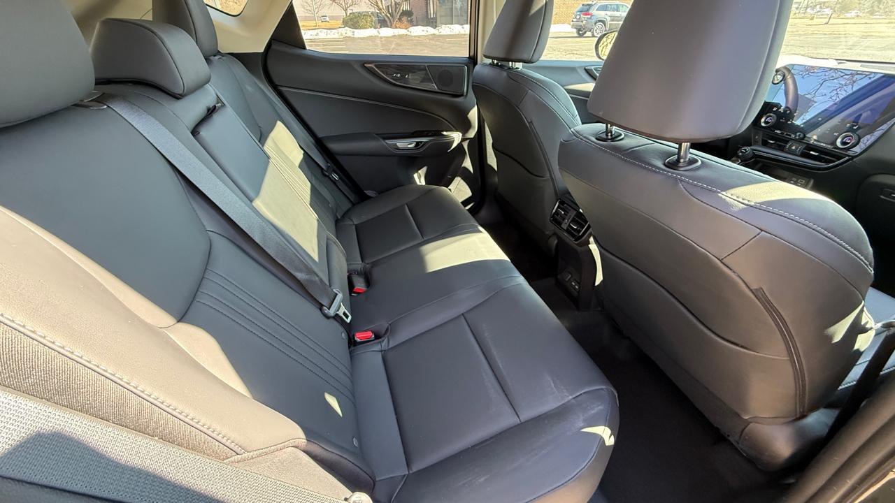 Lexus NX 350h Premium AWD 2025