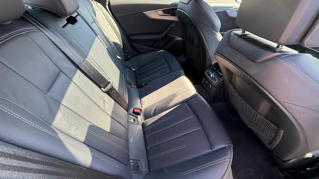 Audi A5 Premium Plus S line 45 TFSII quattro 2025