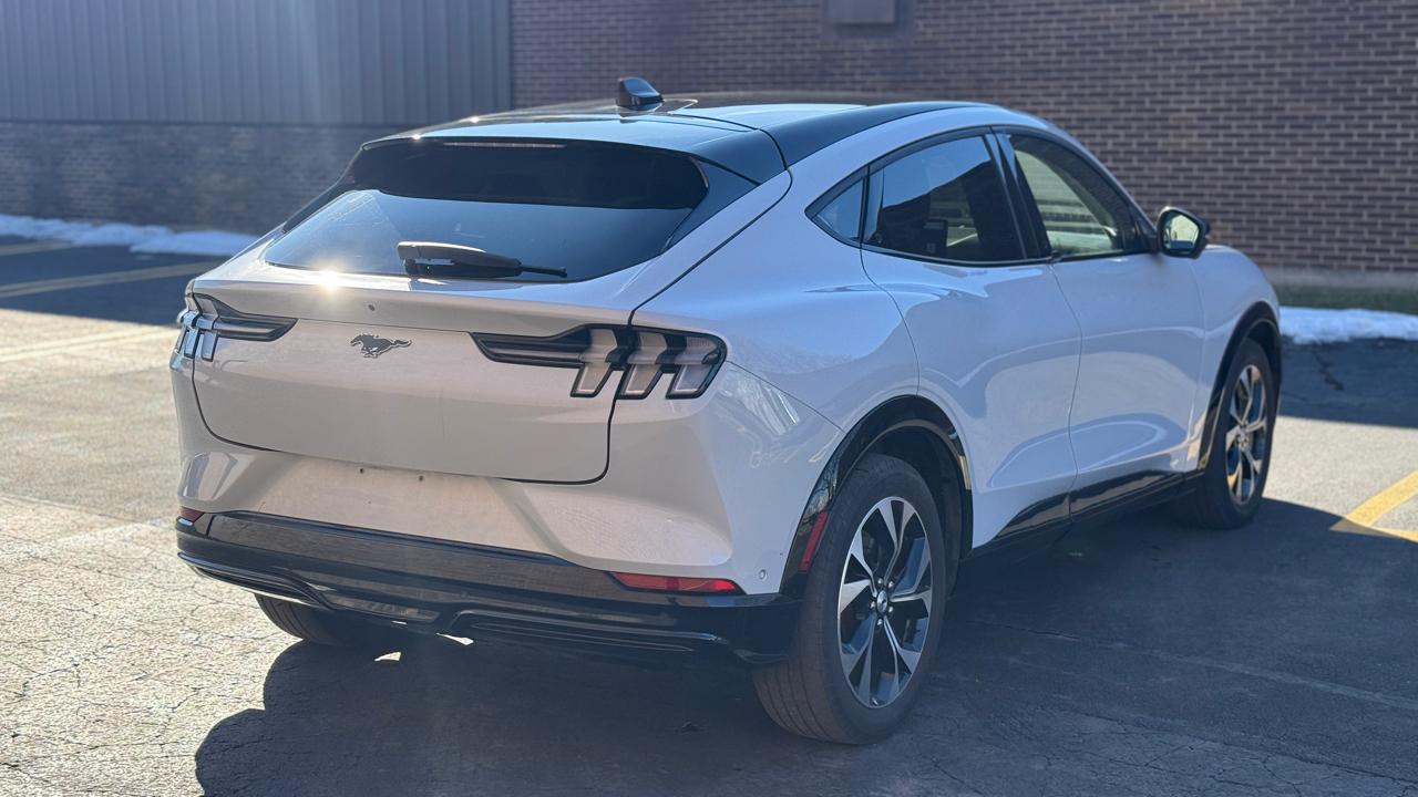 Ford Mustang Mach-E Premium AWD 2023