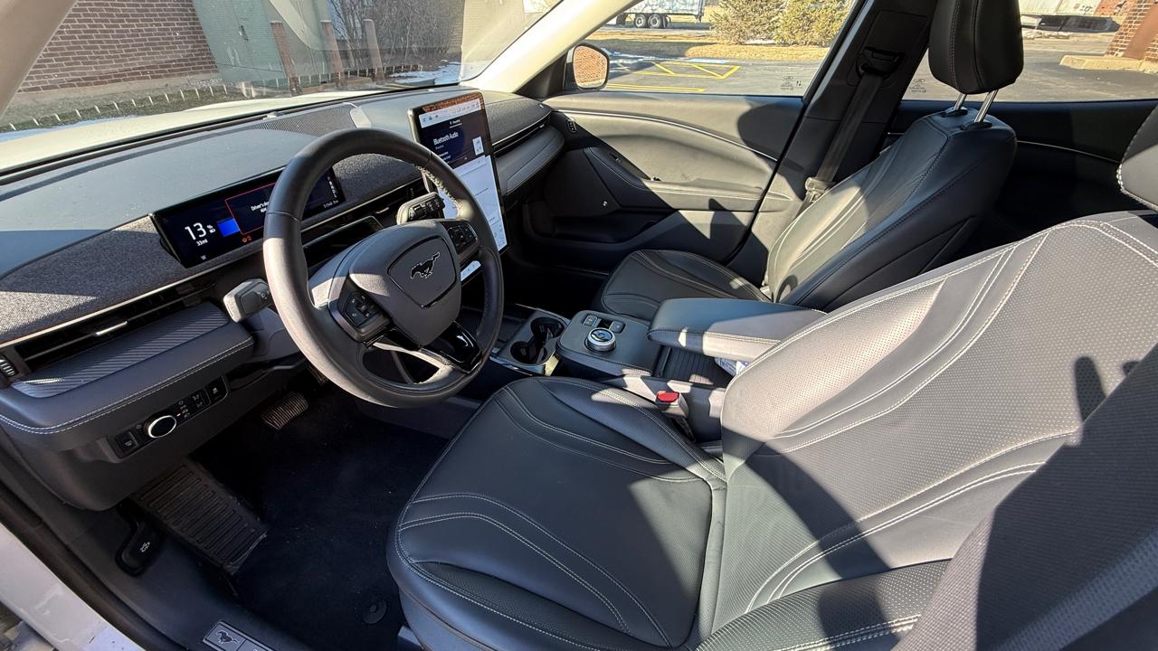 Ford Mustang Mach-E Premium AWD 2023