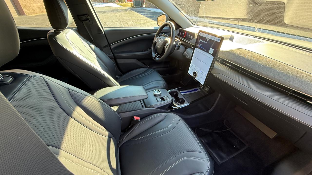 Ford Mustang Mach-E Premium AWD 2023