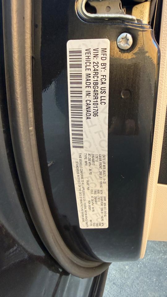 Chrysler Pacifica Touring L 2024