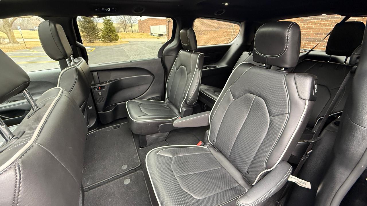 Chrysler Pacifica Limited 2026