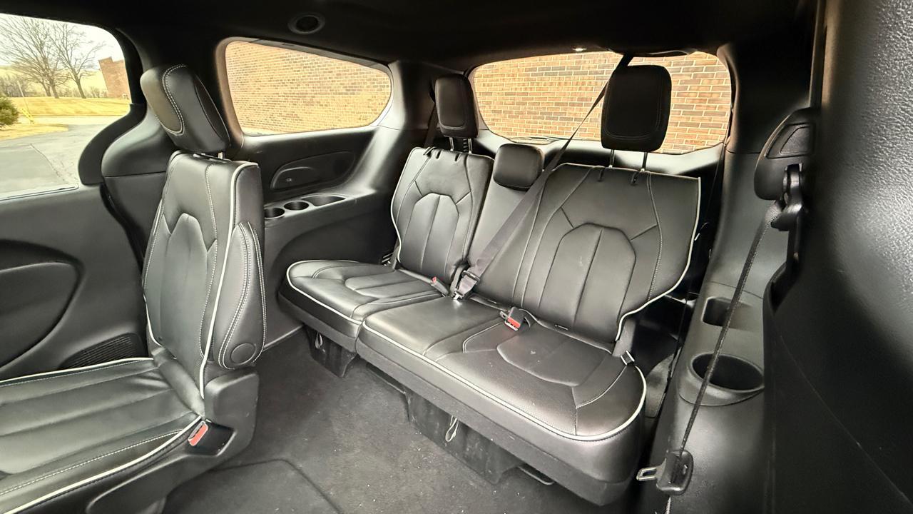 Chrysler Pacifica Limited 2026