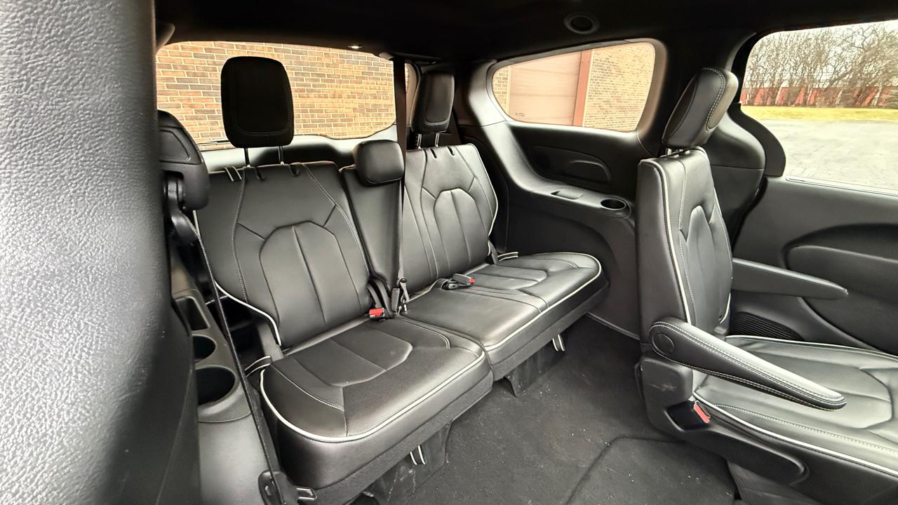 Chrysler Pacifica Limited 2026