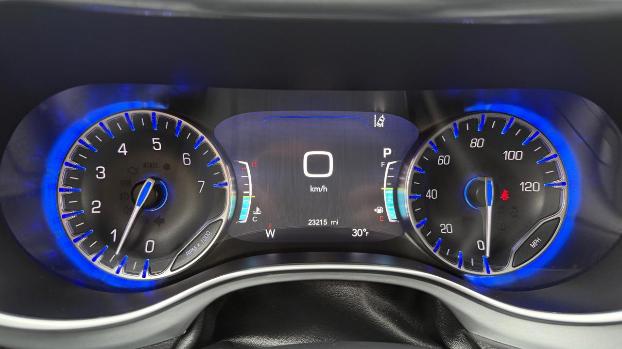 Chrysler Pacifica Limited 2025