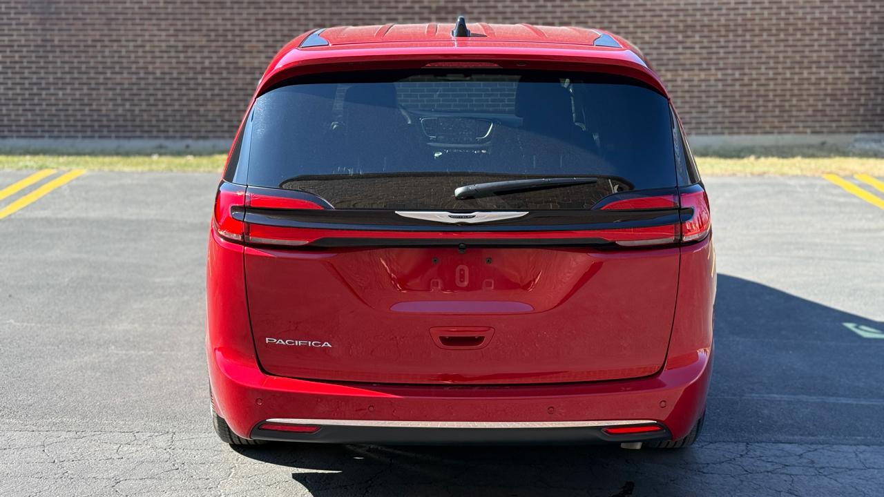 Chrysler Pacifica Select 2026