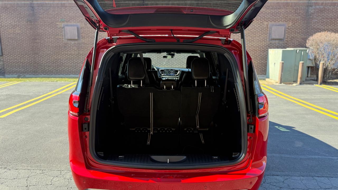 Chrysler Pacifica Select 2026