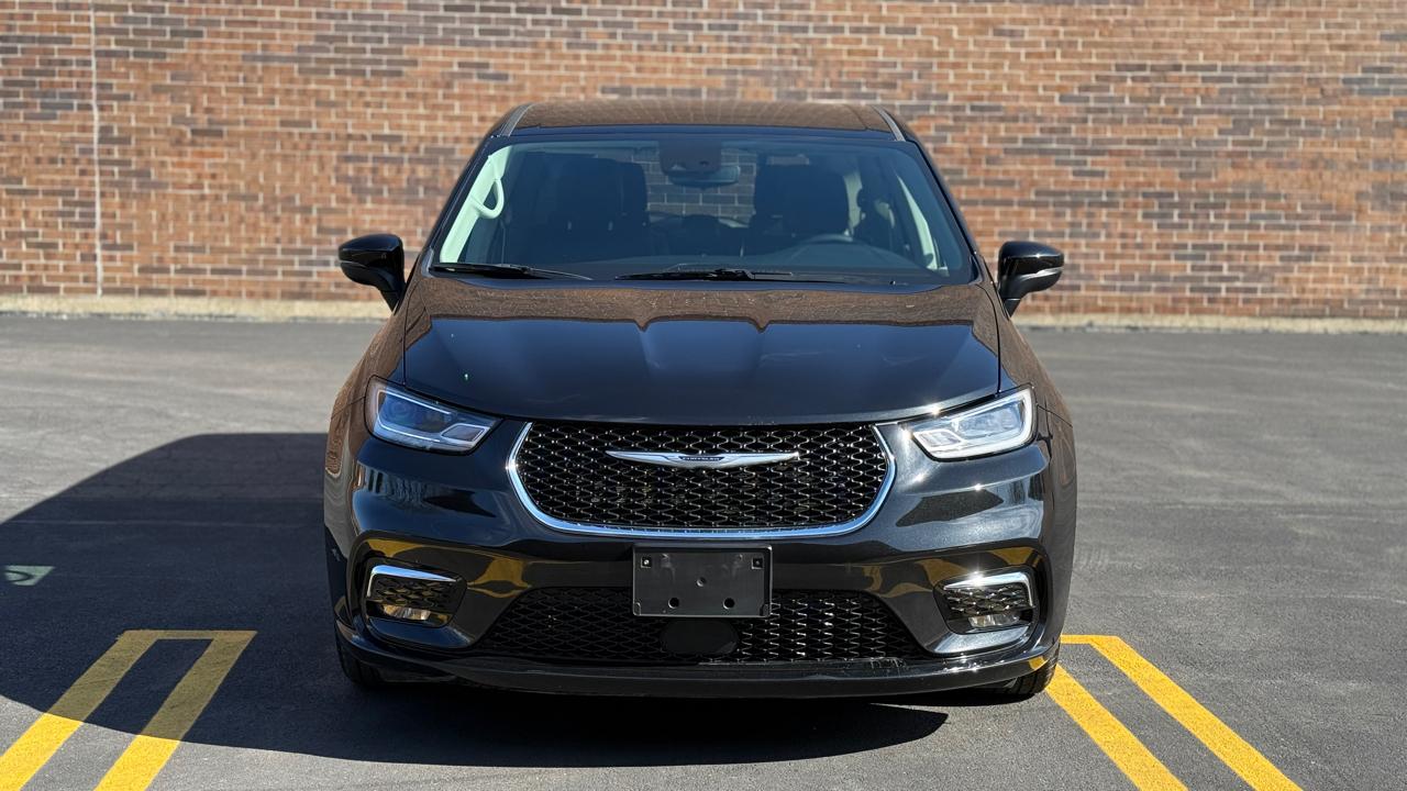 Chrysler Pacifica Hybrid Touring L 2023