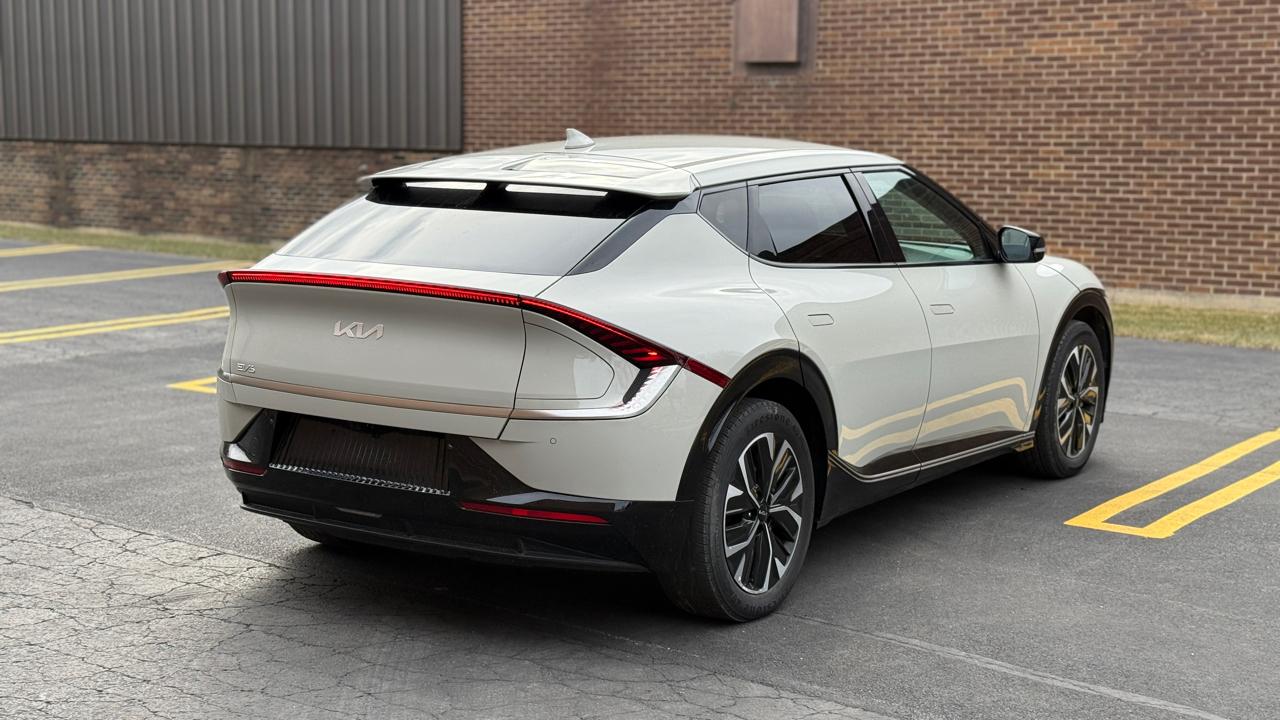 Kia EV6 Light 2024