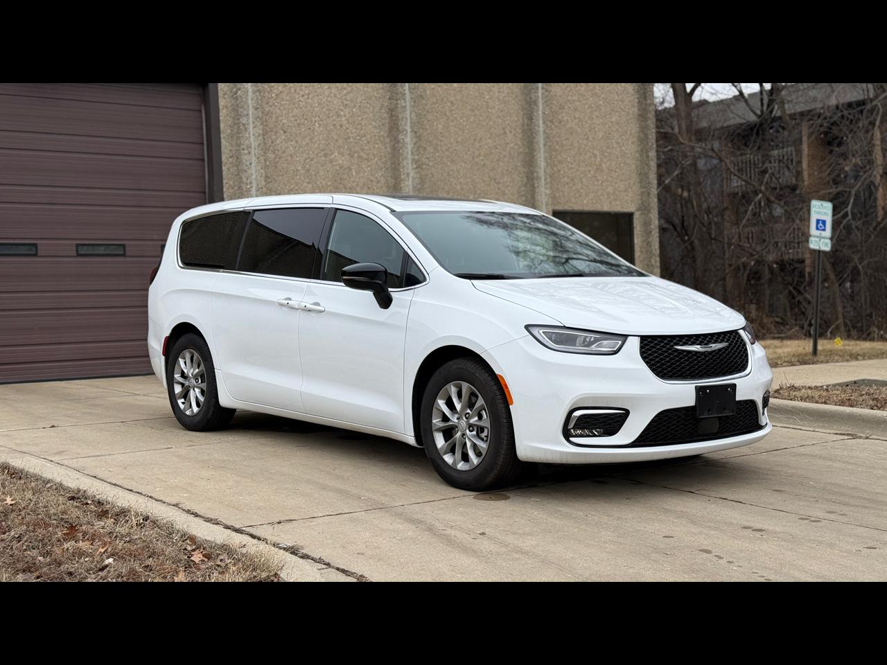 Chrysler Pacifica Limited 2026