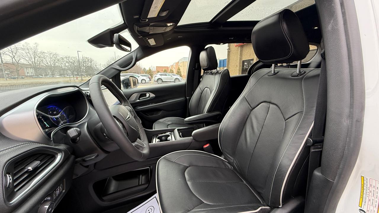 Chrysler Pacifica Limited 2026