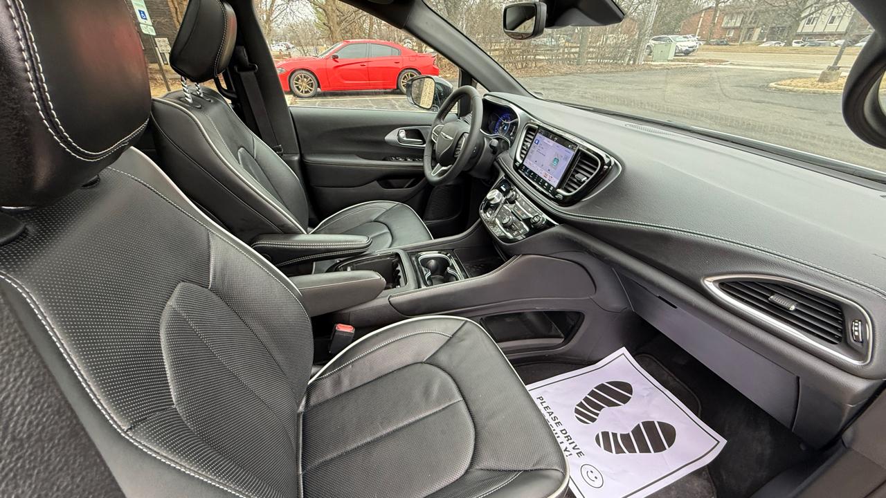 Chrysler Pacifica Limited 2026